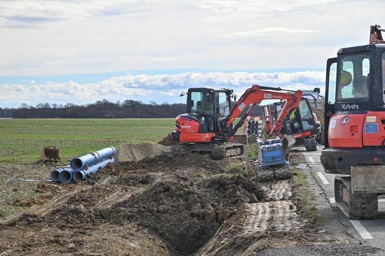 vodovod-sistema-b, nadgradnja-vodovodnega, gradbišče, delo-na-cesti, teleg-m, zapora-ceste