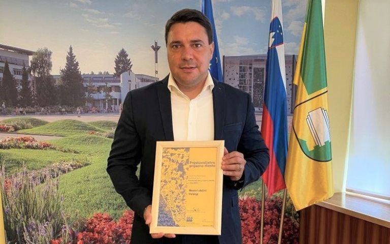 podžupan MOV Peter Dermol s priznanjem maj20 m