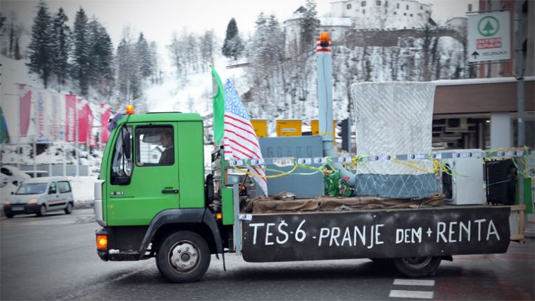 pust_velenje_2018_titov_trg_povorka