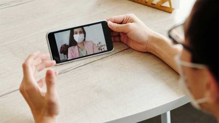 korona-virus-stiki-telefon-maska