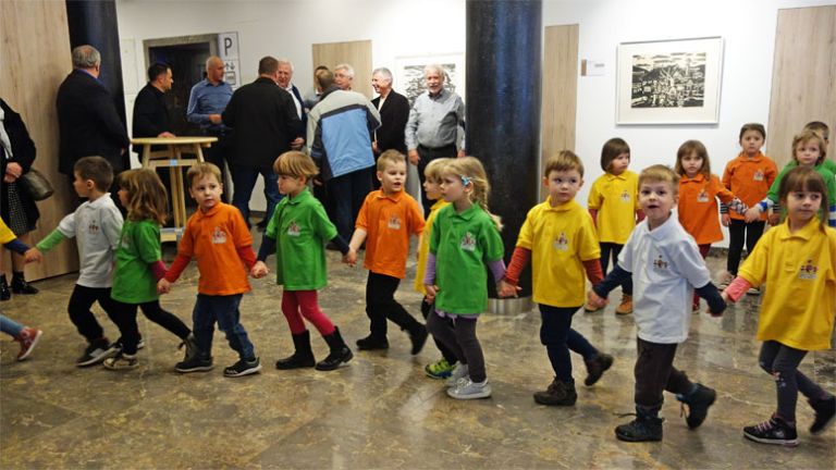 sostanj-prenovljena-avla