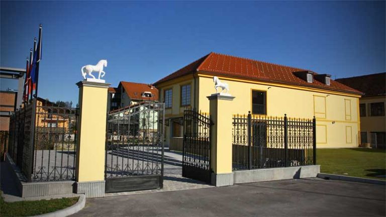 muzej_usnjarstva_Sostanj