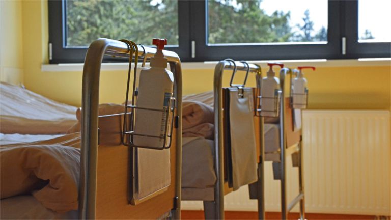 bolnica_topolsica_postelja1
