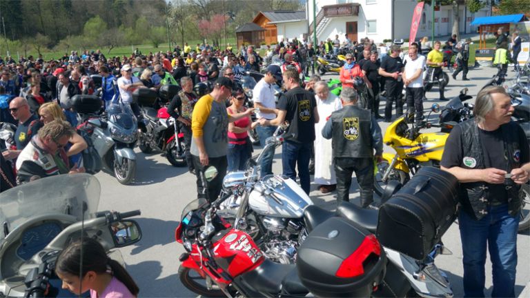 blagoslov motorjev smartno