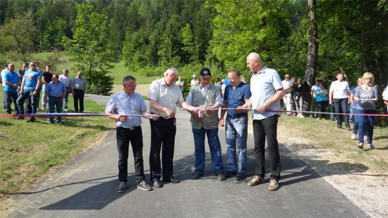 cesta_ravne_otvoritev