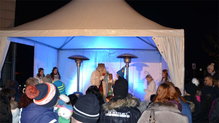 carobna_promenada_dedek_mraz_2017