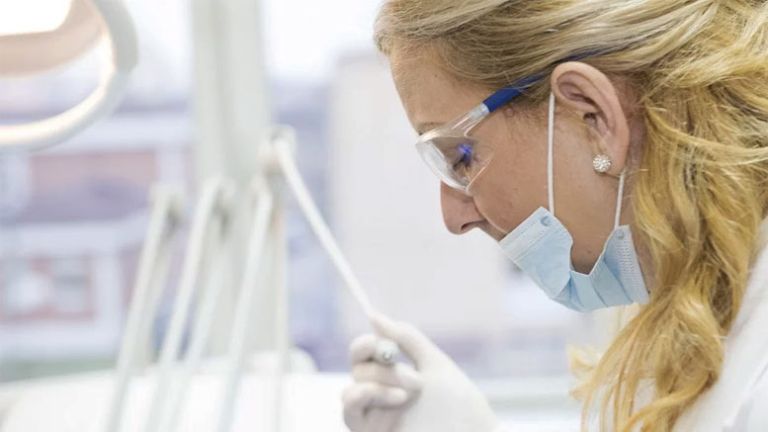 doktor-maska-oprema-zascita