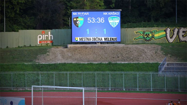 prikazovalnik_stadion