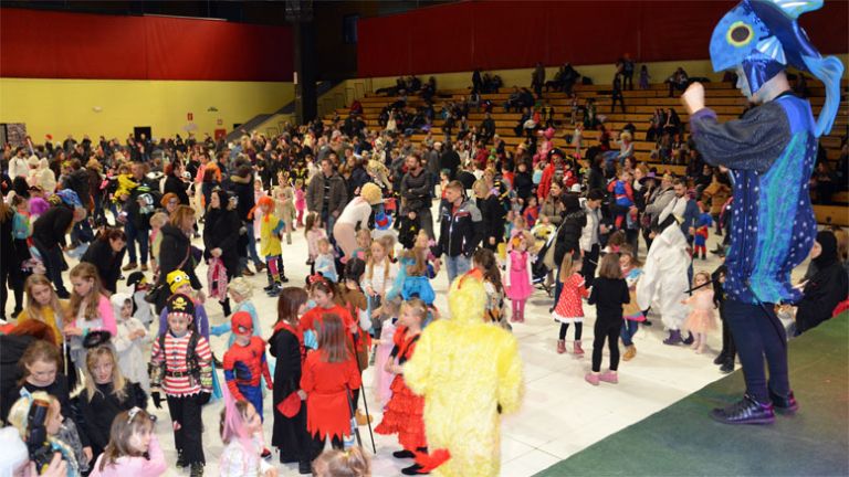 pust-rdeca_dvorana_2018e