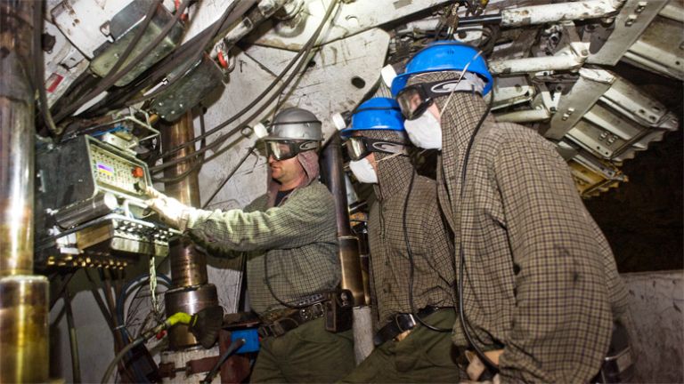 jama, premogovnik, premog, kopanje, rudnik, rudar