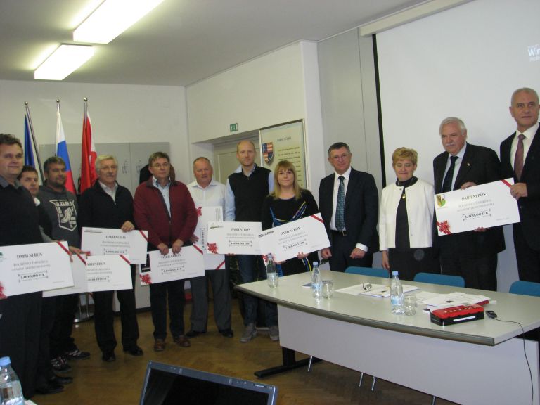 Občina in podjetniki za bolnišnico