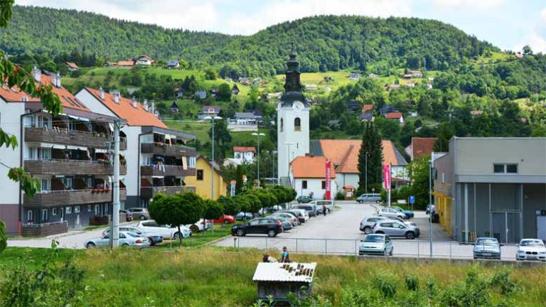 smartno-ob-paki-center