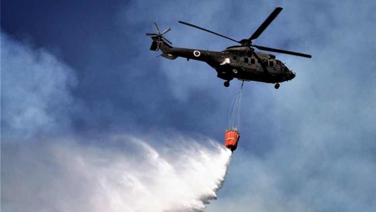 pozar skale helikopter