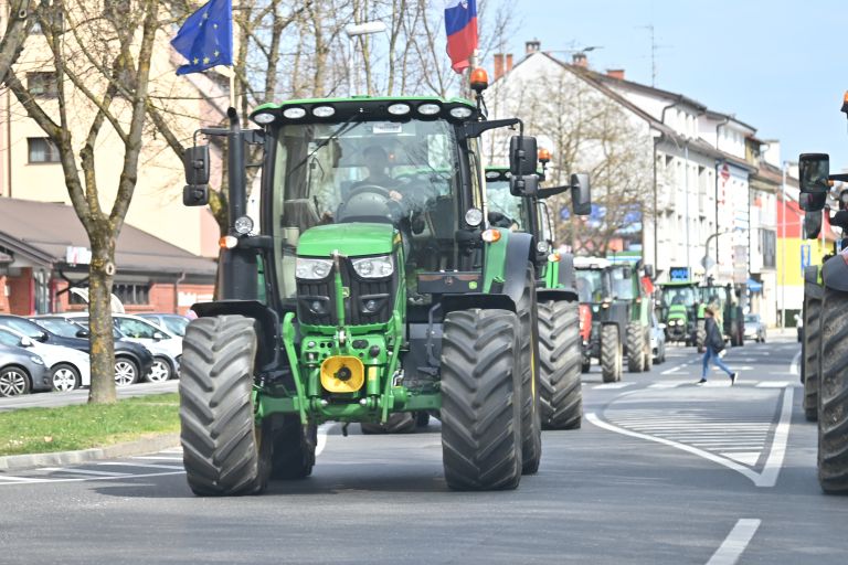 traktorji, shod, murska-sobota, traktor, kmetje