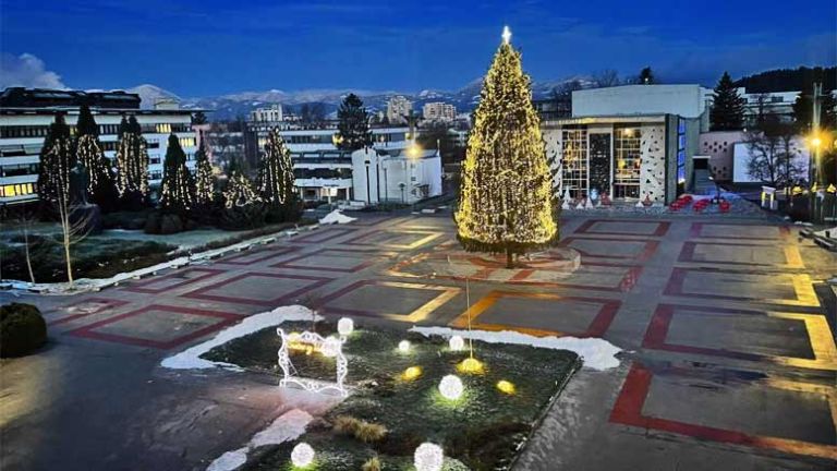 velenje-okraski-praznicno