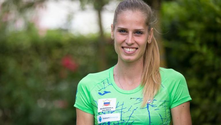 5a6c26dd486dde7e41ba-anita-horvat