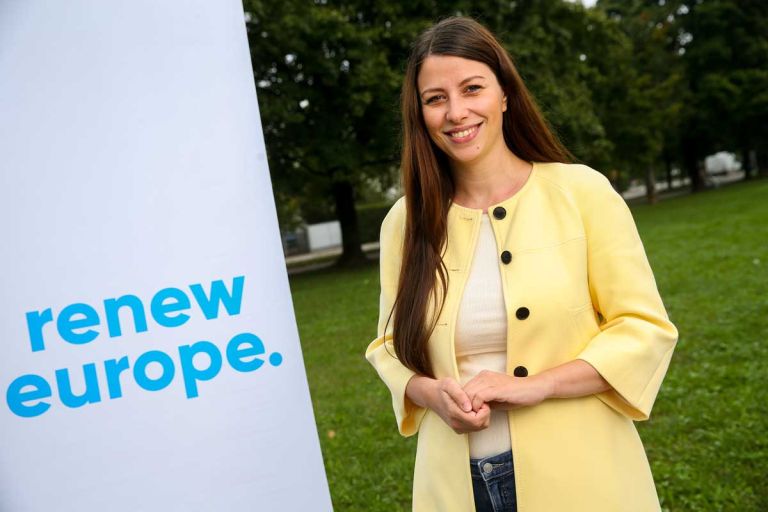 irena-joveva-Foto-Primož-Lavre.jpg