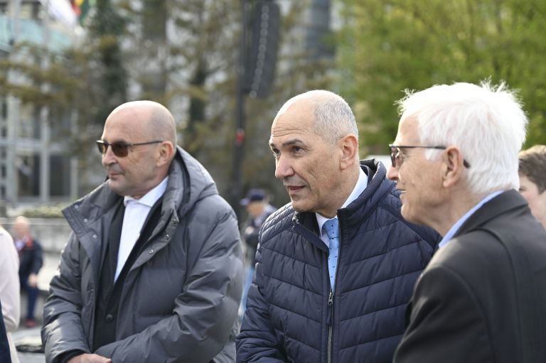 janez janša, jože dežman, shod za slovenijo in resnico.jpg