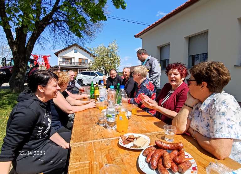 veščica, čistilna-akcija