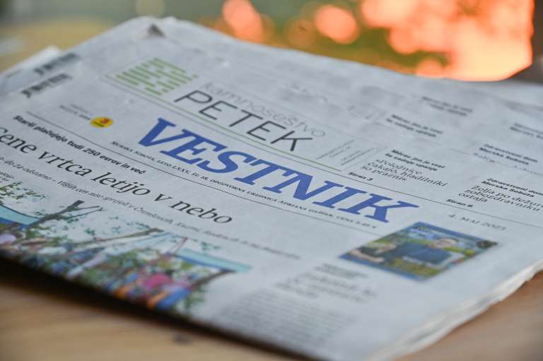 naslovnica, vestnik