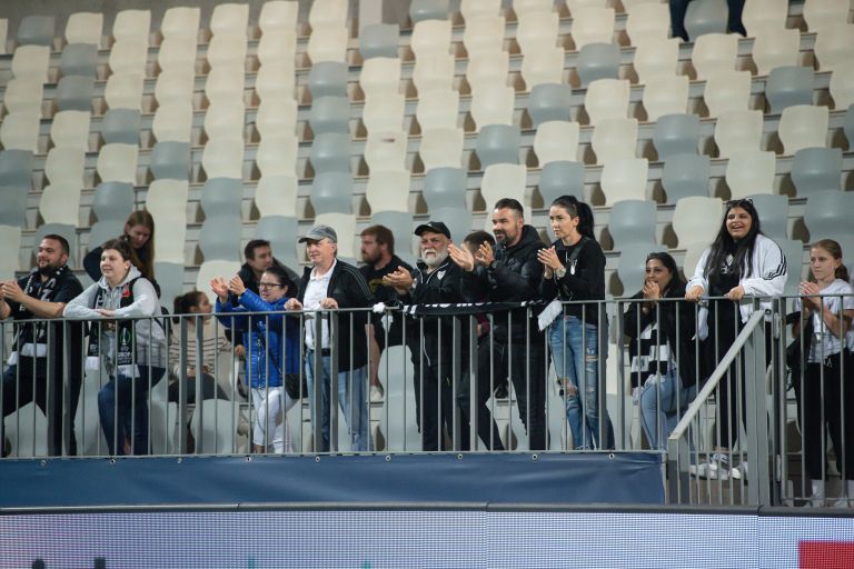 tribune, gledalci, koper, mura, navijači