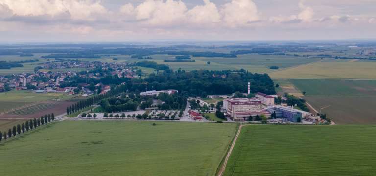 simbolična, dron, murska-sobota, južna-obvoznica, drevored, krožišče, cesta, polja, sbms, bolnišnica