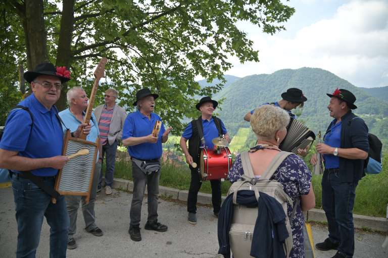 vestnikov-vlak-2023, celje, velenje, žalec-fontana-piva