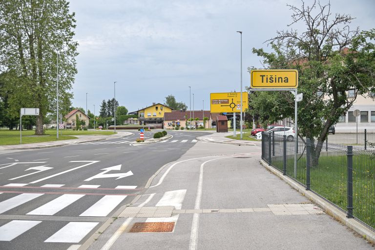 simbolična, tišina, krožišče, rondo, cesta, občina, upravna-enota