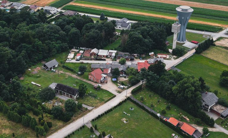 občina-beltinci, preselitev-romov, deponija-gančani, dron, naseljev-romov-beltinci