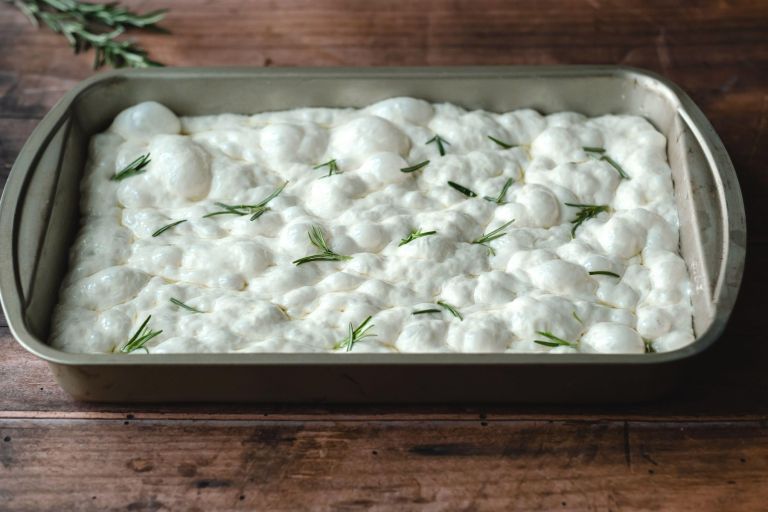 Fokača ali focaccia (1).jpg