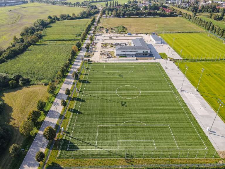 dron, nogometna-akademija-lendava