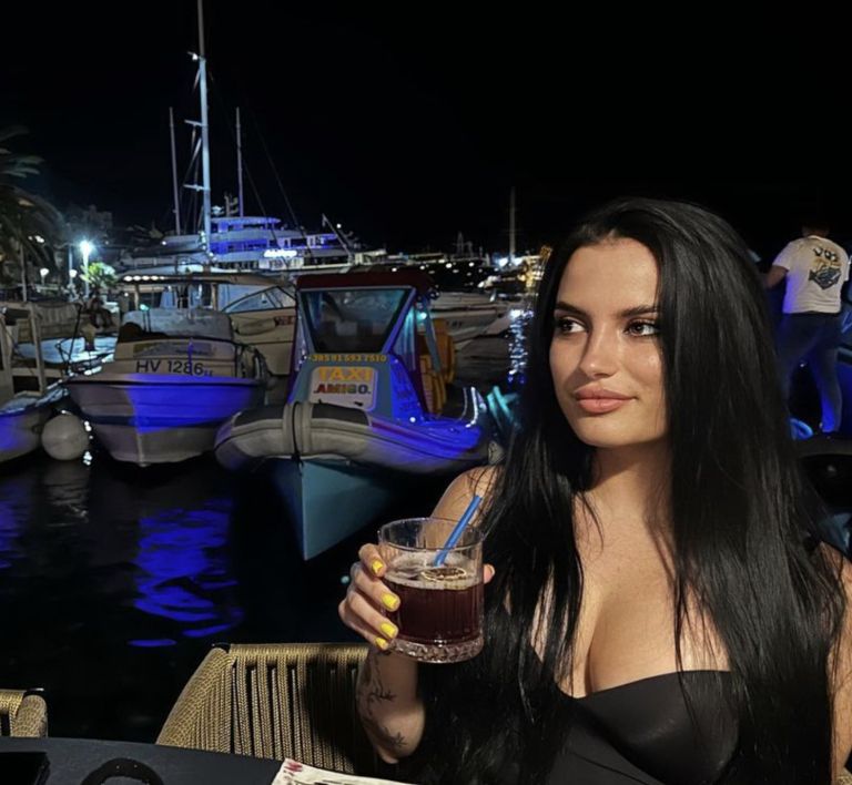 Barbara Bobak