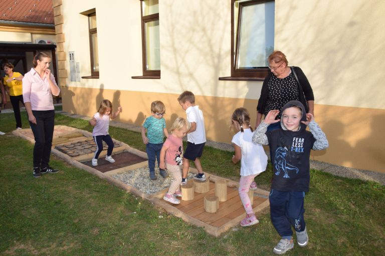cven, čutna in motorična pot, odprtje