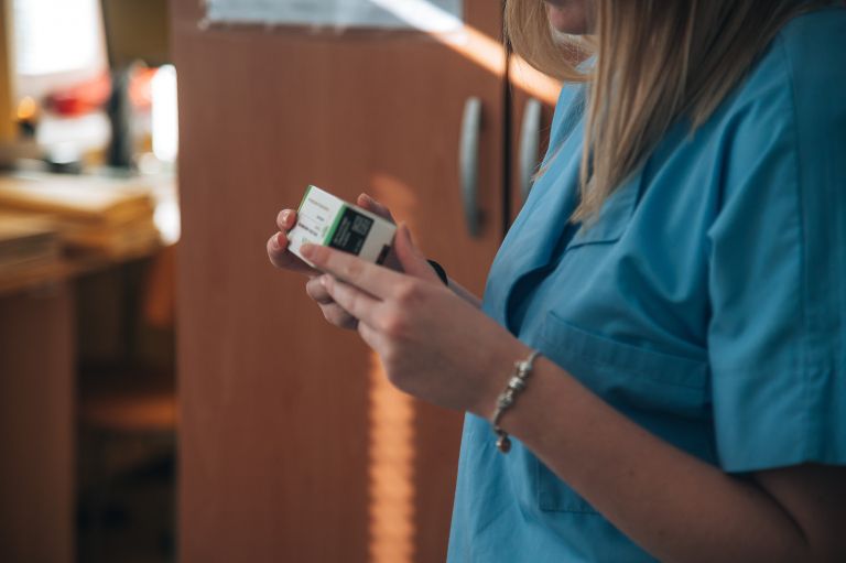 simbolična, medicinska-sestra, medicinski-tehnik, zdravstvo, zdravnik, kartica