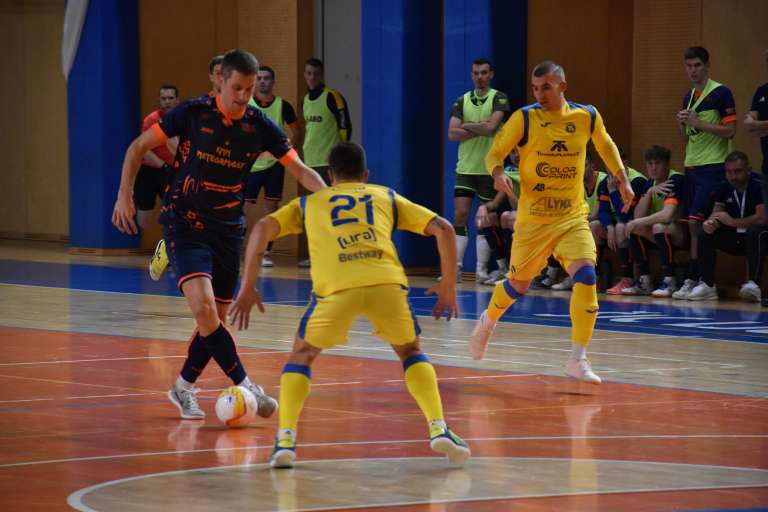 futsal, 21.-krog, bronx-škofije, meteorplast-šic-bar