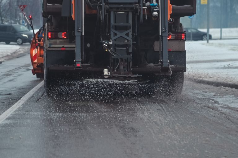 simbolična, zimska-služba, komunala-murska-sobota, pomgrad