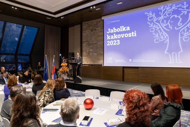 _jabolko_kakovosti_2023_11__1_.jpg