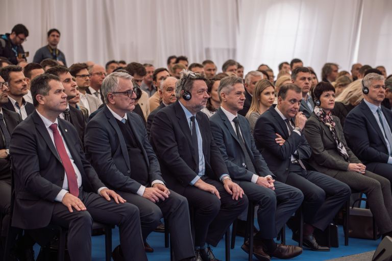 lek-lendava, sandoz, temeljni-kamen, robert-golob