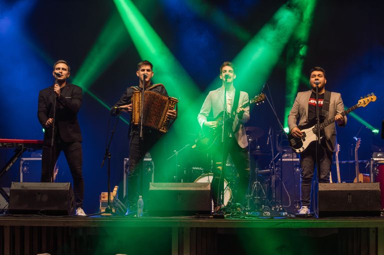 podarimo-srečo-2023, dobrodelni-koncert, osnovna-šola-iii, oš3