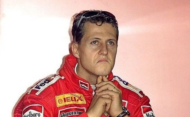 799433_213-schumi.jpg