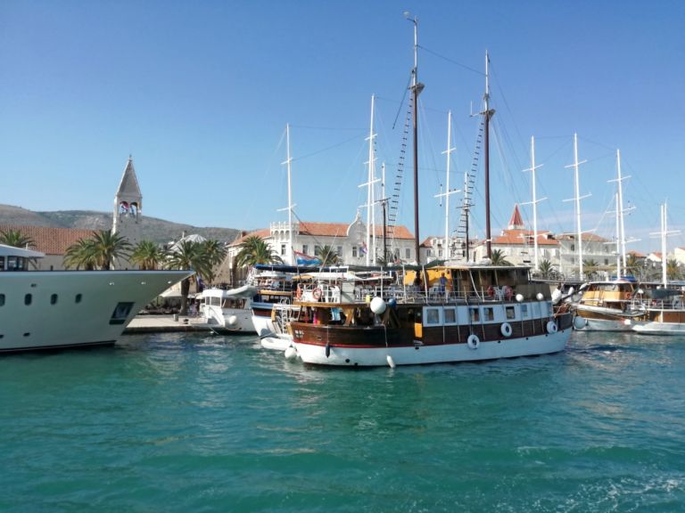 710184_194-pocitnice-barka3.jpg
