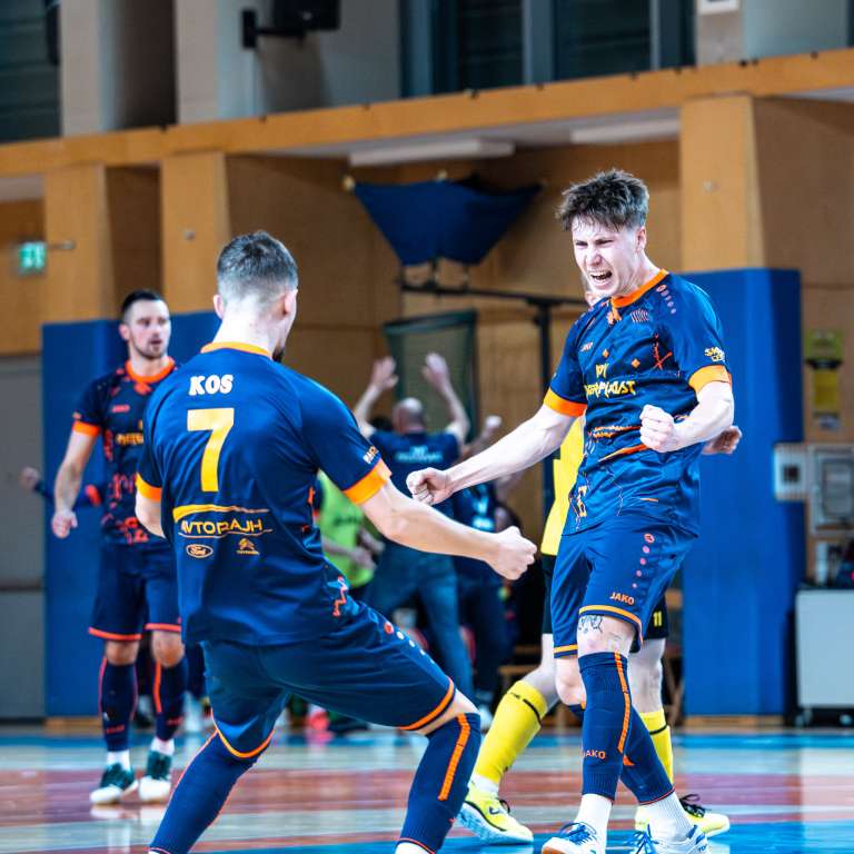 futsal, 15.-krog, meteorplast-šic-bar, extrem