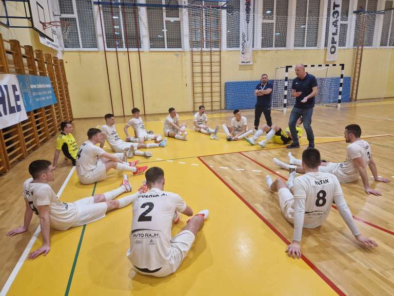 futsal, 16.-krog, oplast-kobarid, meteorplast-šic-bar