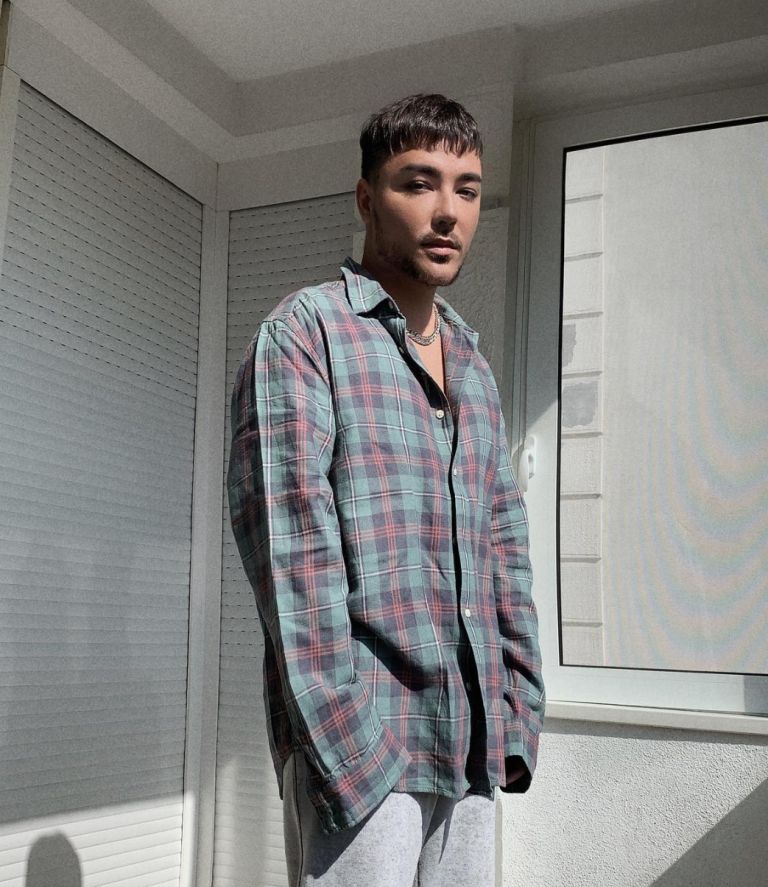 Milan Stanković se je popolnoma spremenil ... Ukvrajal pa naj bi se tudi z duhovnostjo.