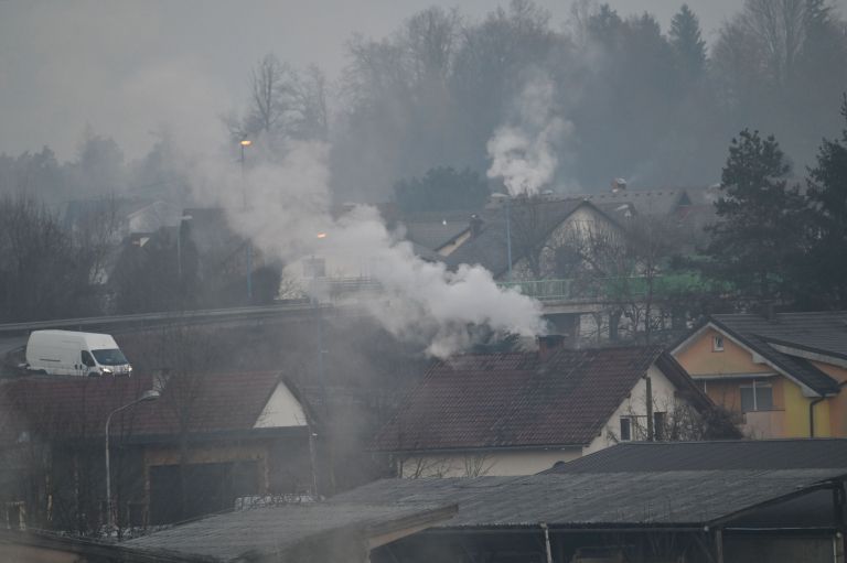 medvode, inverzija, onesnažen zrak.JPG