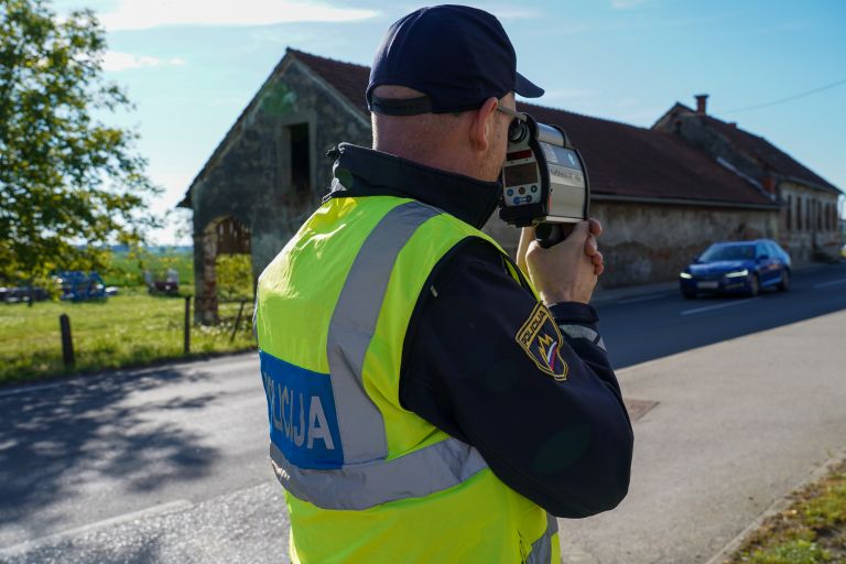 policisti, policija, akcija, akcija-hitrost, maraton-nadzora-hitrosti, meritev-hitrosti