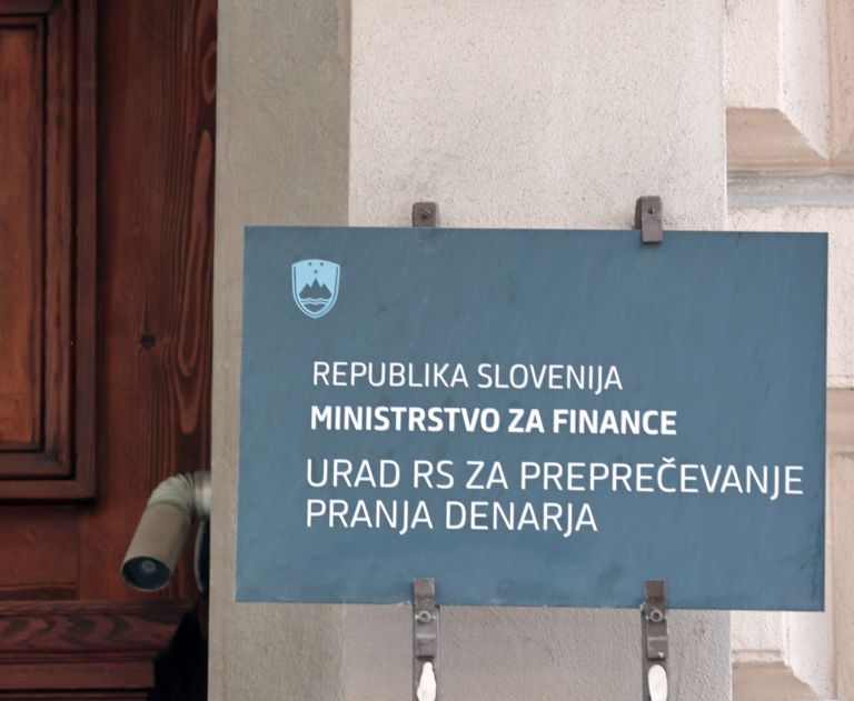 Urad za preprečevanje pranja denarja