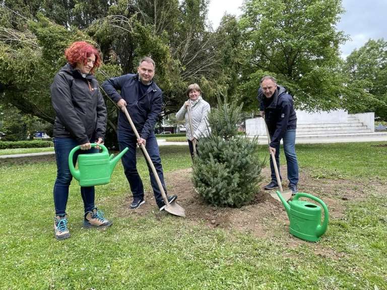 mestna-občina-murska-sobota, sajenje-dreves, svetovni-dan-zemlje