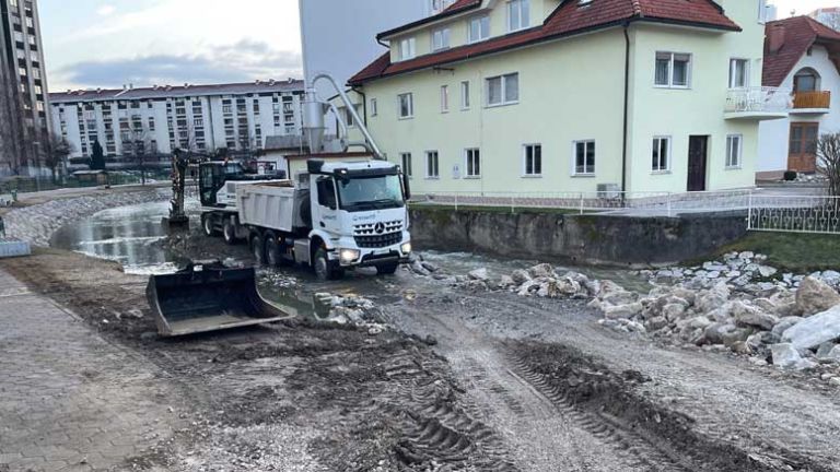 čiščenje-vodotokov_5761