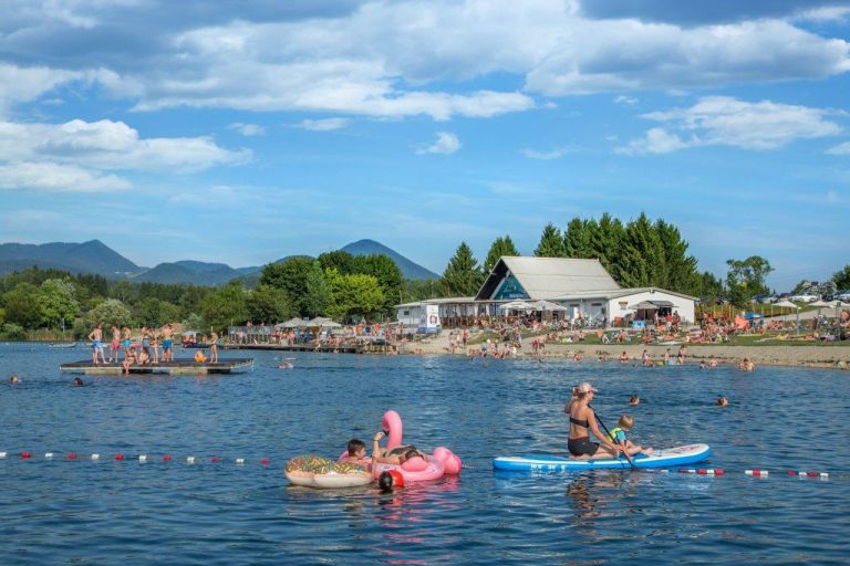 Vranič Matej jezero plaža poletje m